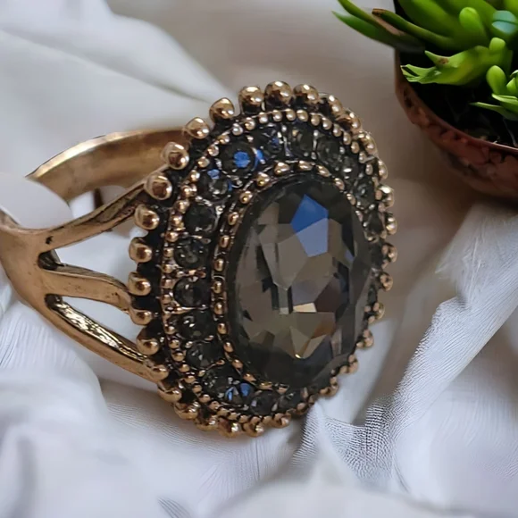 VINTAGE CRYSTAL TURKISH DESIGN ANTIQUE RING - Picture 3 of 4